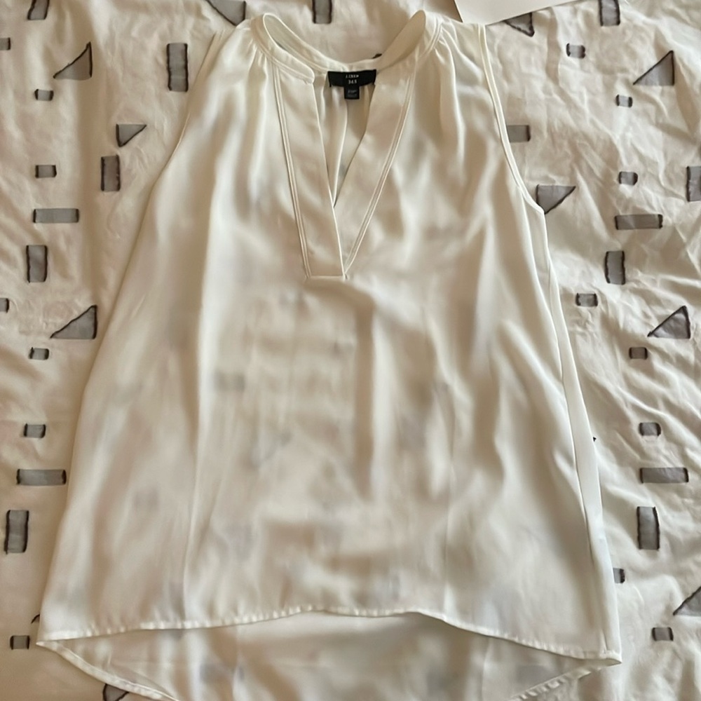 J.Crew 365 Crepe V Neck Sleeveless Blouse XS Petite J6211 LIKE NEW